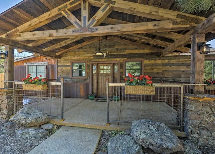 W/ Jacuzzi: 10 Mi To Nau & Flagstaff! Holiday home